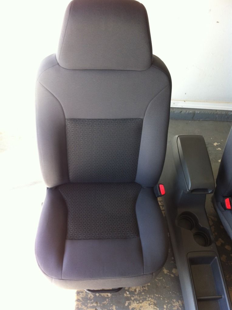 Bucket Seats & Center Console Chevy Colorado & GMC Canyon